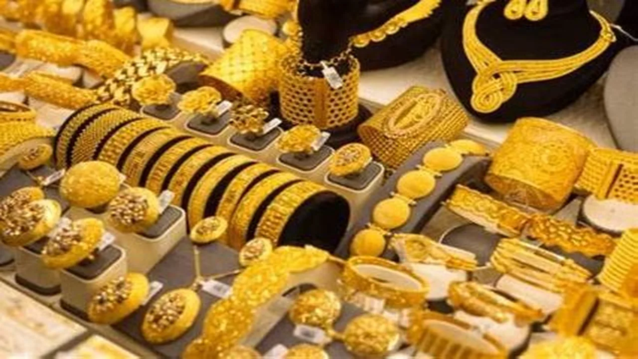 تغيرات جديدة في أسعار الذهب لعيارات 18 و21 و24 بمحلات الصاغة المصرية